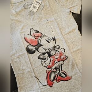 Minnie Mouse Graphic Tee - L